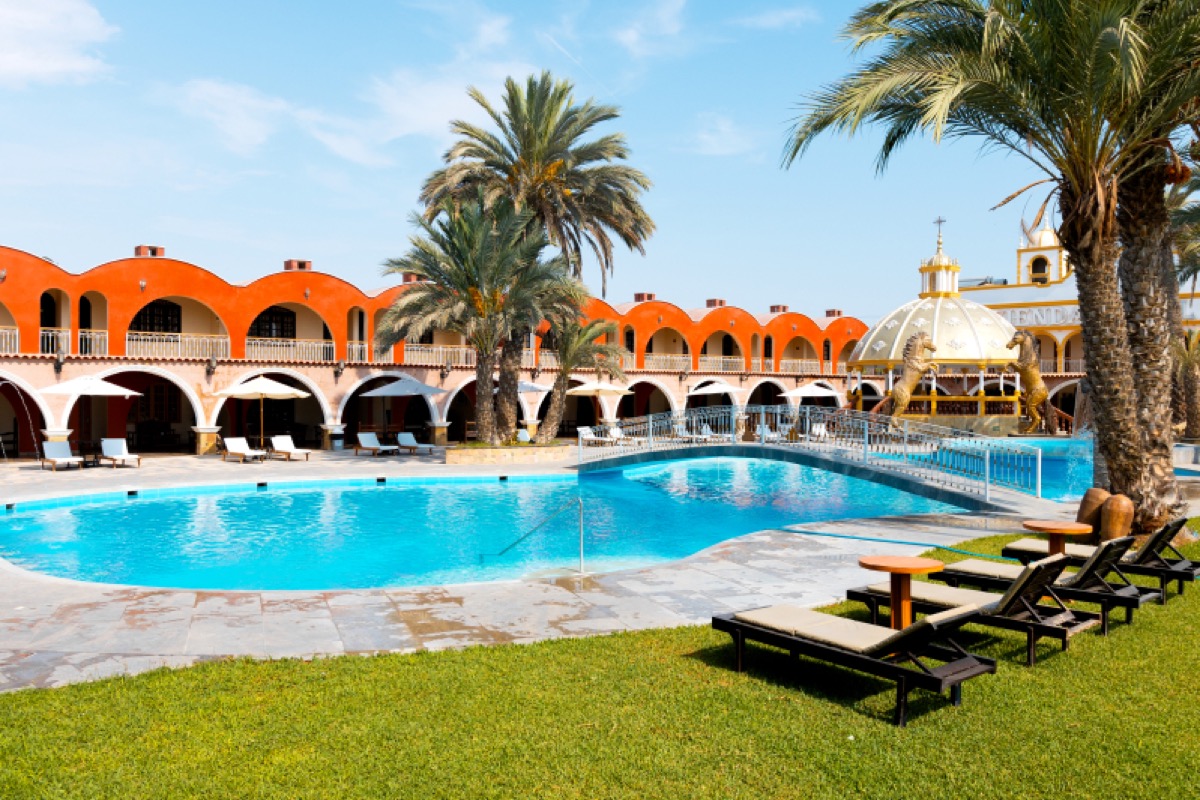 Piscina del hotel